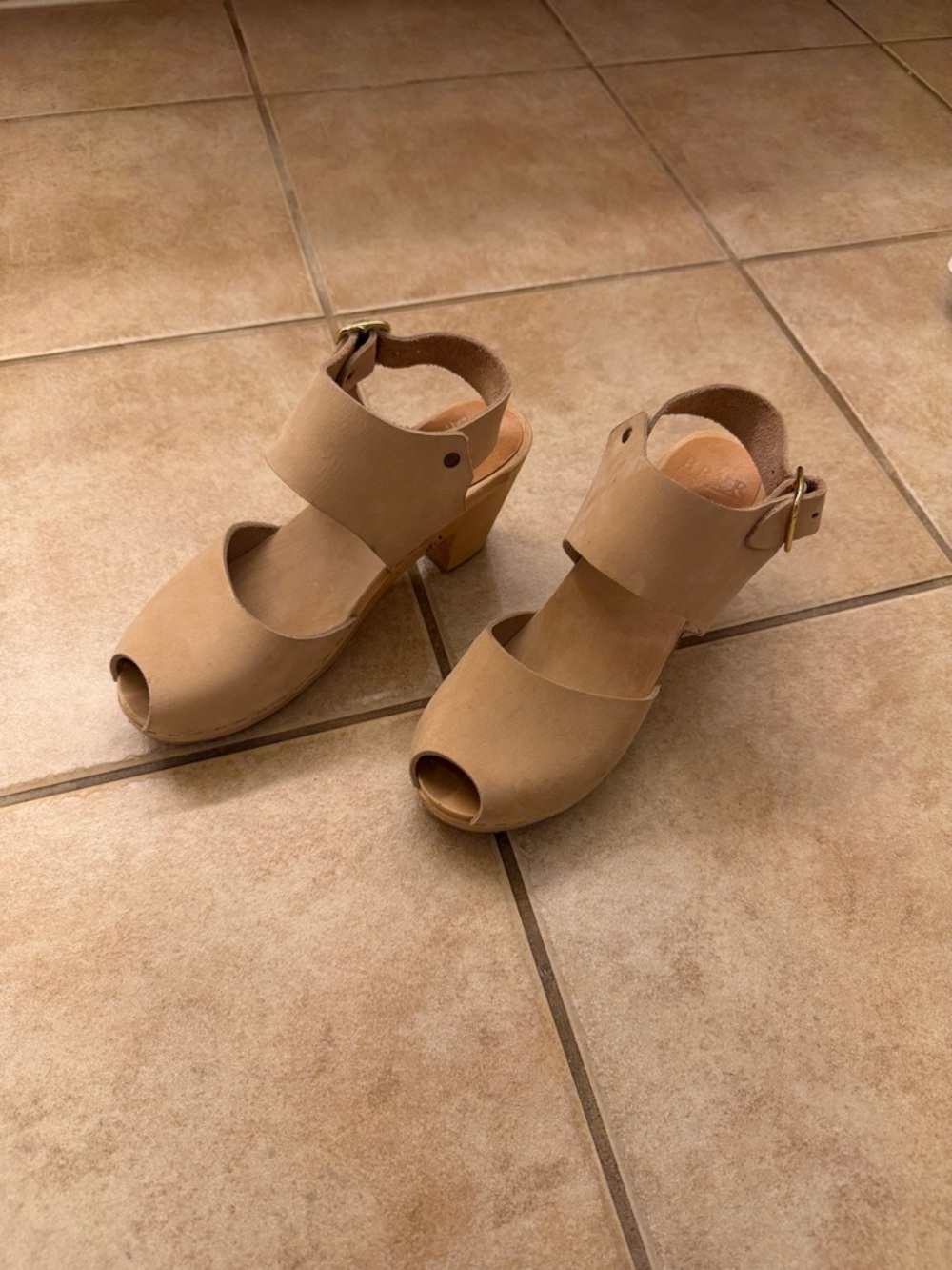 Bryr Miranda Peep Toe in Bone